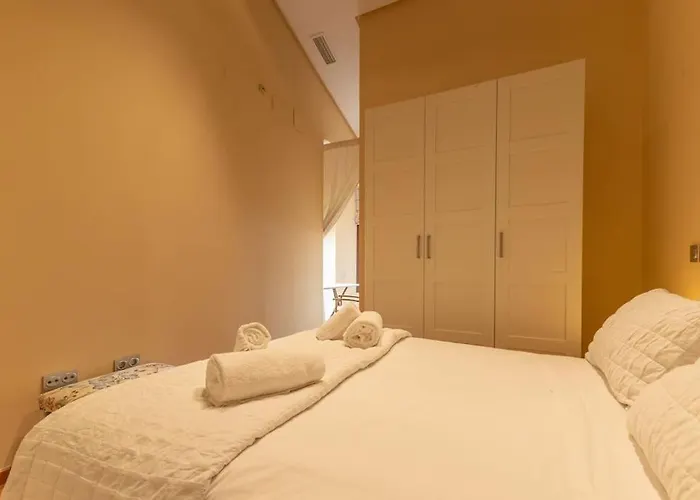 Quevedo Central Suite By Valcambre